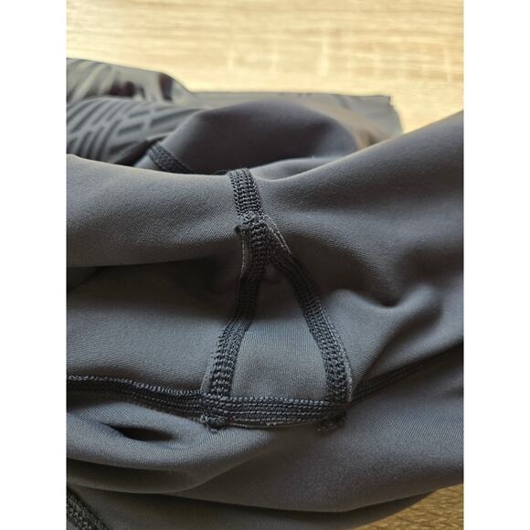 AERIE Chill Play Move Palm Tree Leaves 7/8 Length Leggings Small Gray Black - Picture 11 of 15
